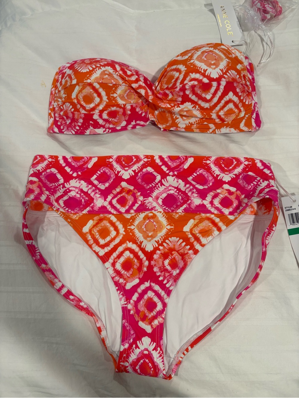 And Cole bikini nwt